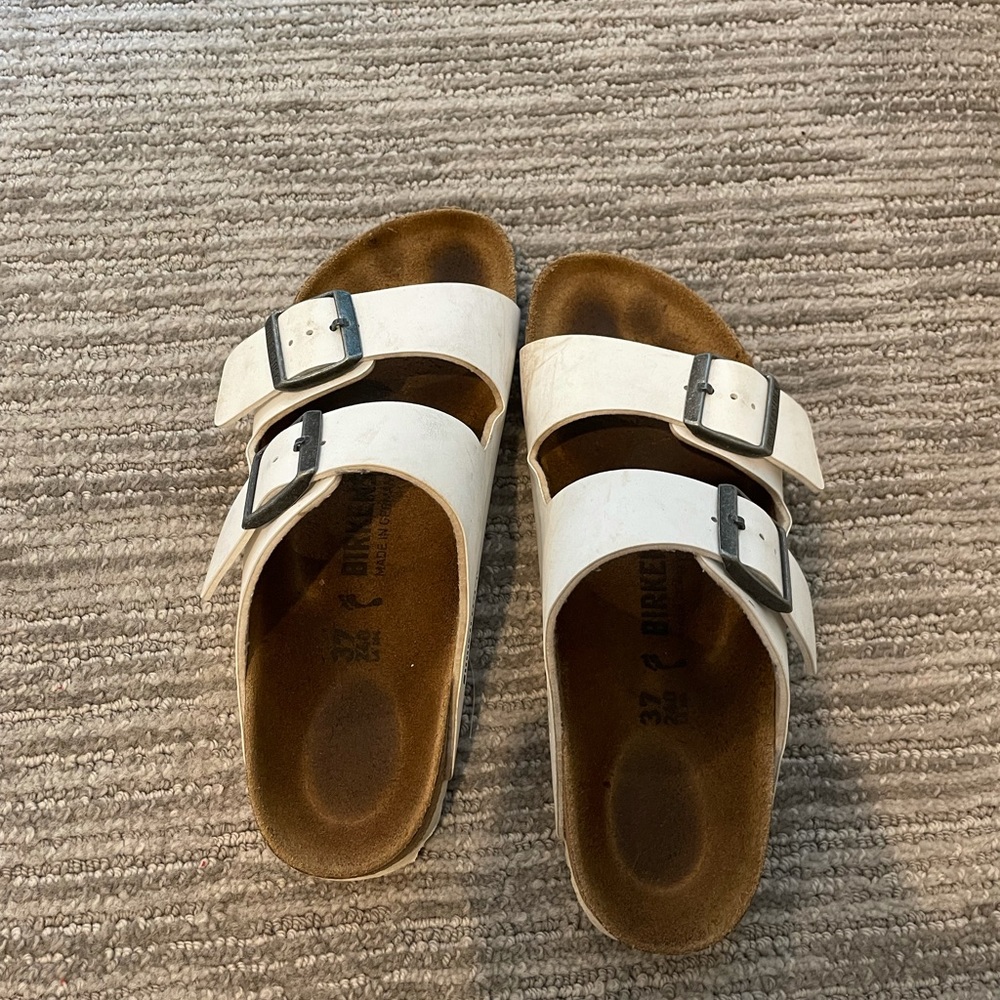 White Birkenstock’s